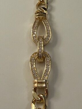 NWOT 14k gold plated, Bracelet with CZ Accents.  7”